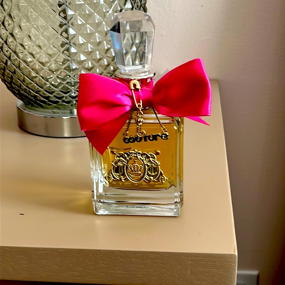 Viva LA Juicy couture 3.4 FL.OZ. perfume never used